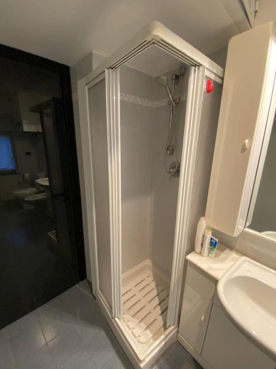 Martel Rooms - Genova Centro Brignole エクステリア 写真