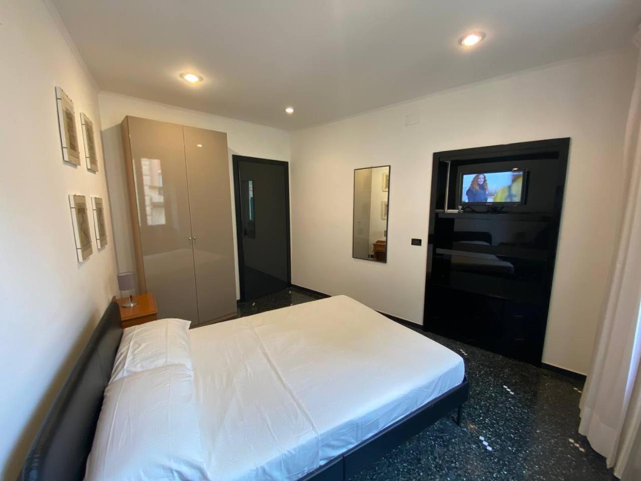 Martel Rooms - Genova Centro Brignole エクステリア 写真