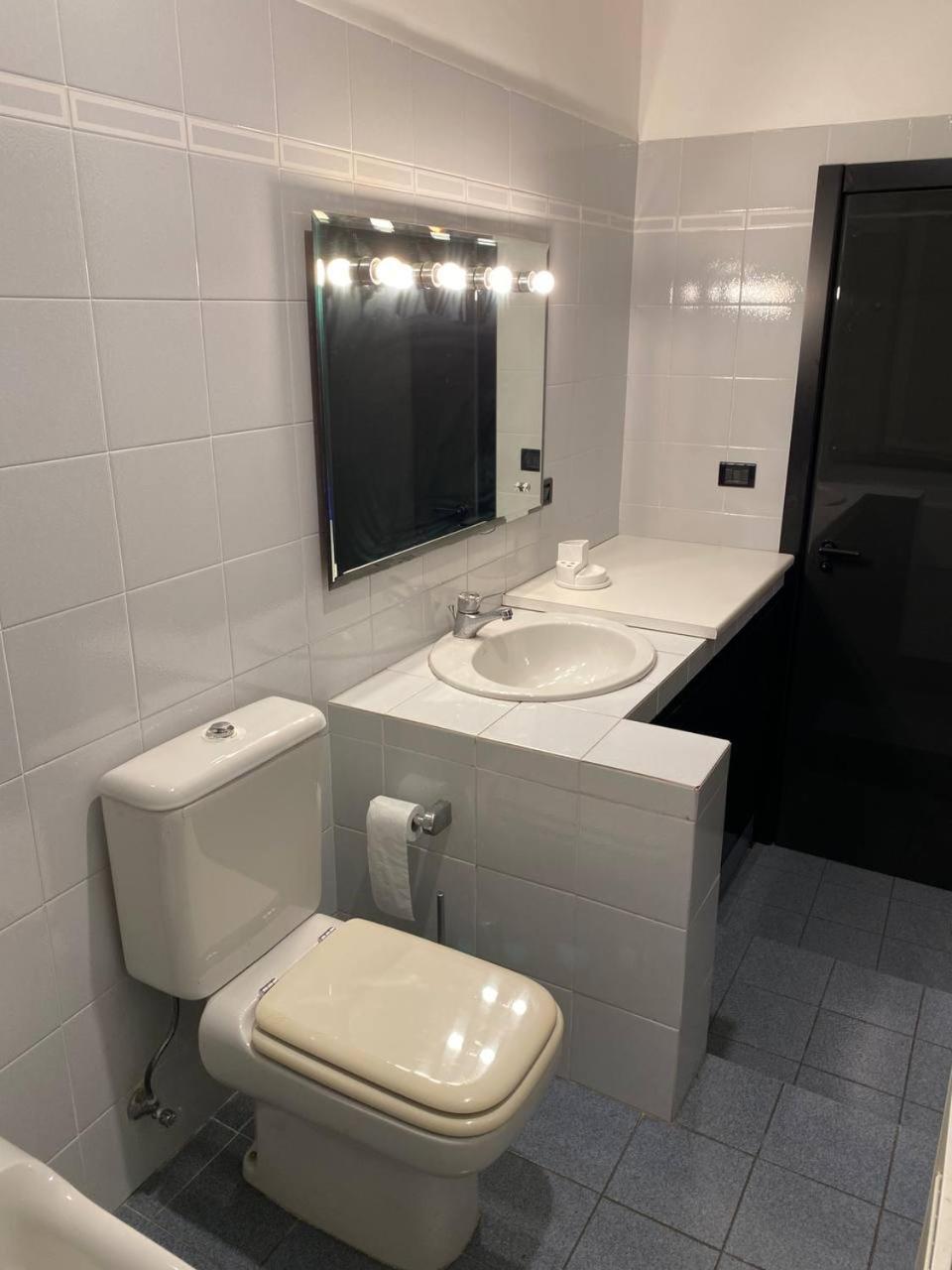 Martel Rooms - Genova Centro Brignole エクステリア 写真