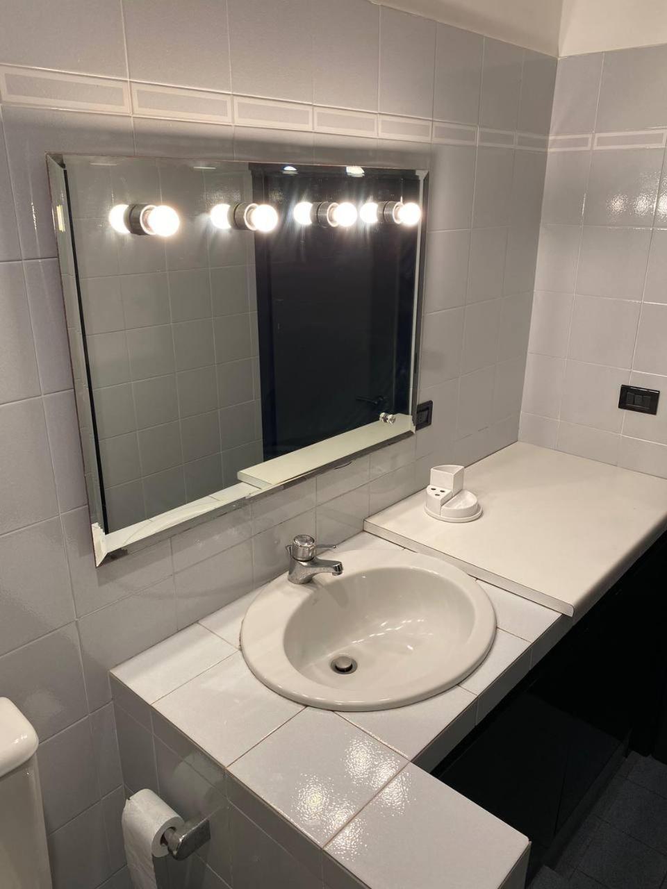 Martel Rooms - Genova Centro Brignole エクステリア 写真