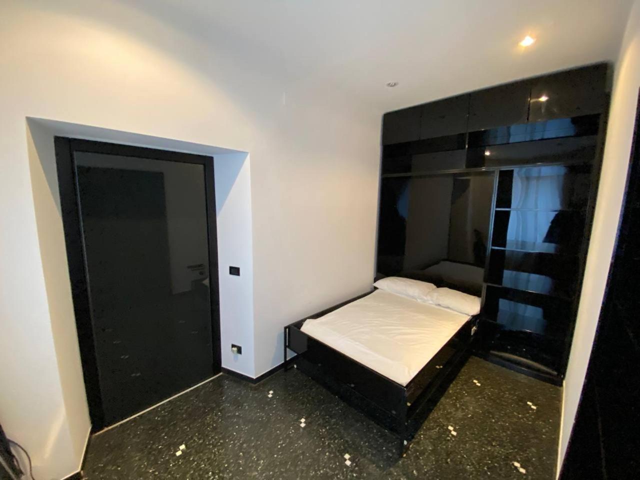 Martel Rooms - Genova Centro Brignole エクステリア 写真